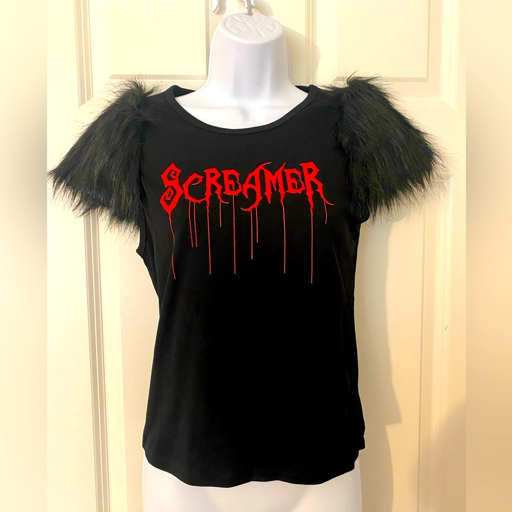 Ladies faux fur Screamer furry sleeve babydoll tee. NWT